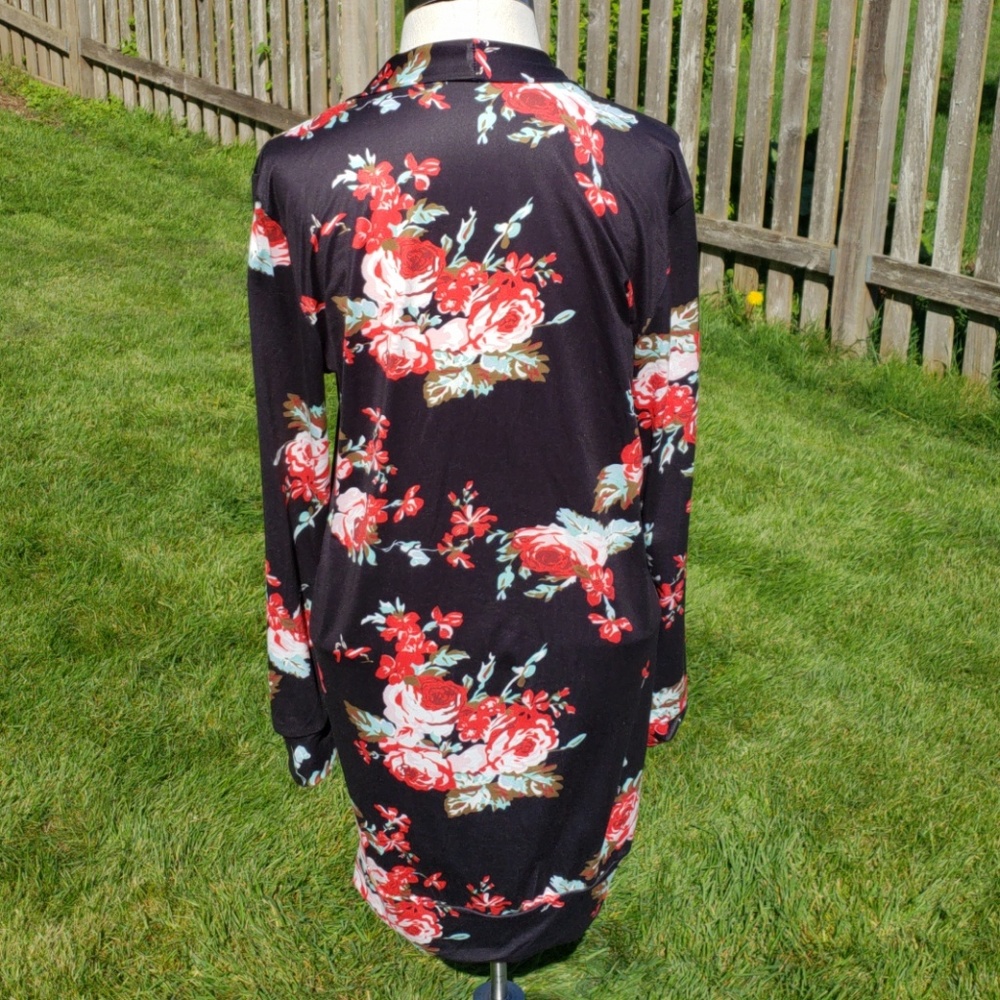 🌿Floral Print Open Front Cardigan🌿 - Picture 5 of 8
